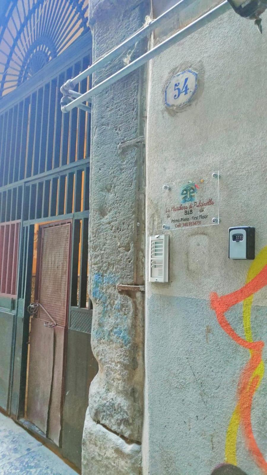 La Maschera Di Pulcinella Naples Exterior photo